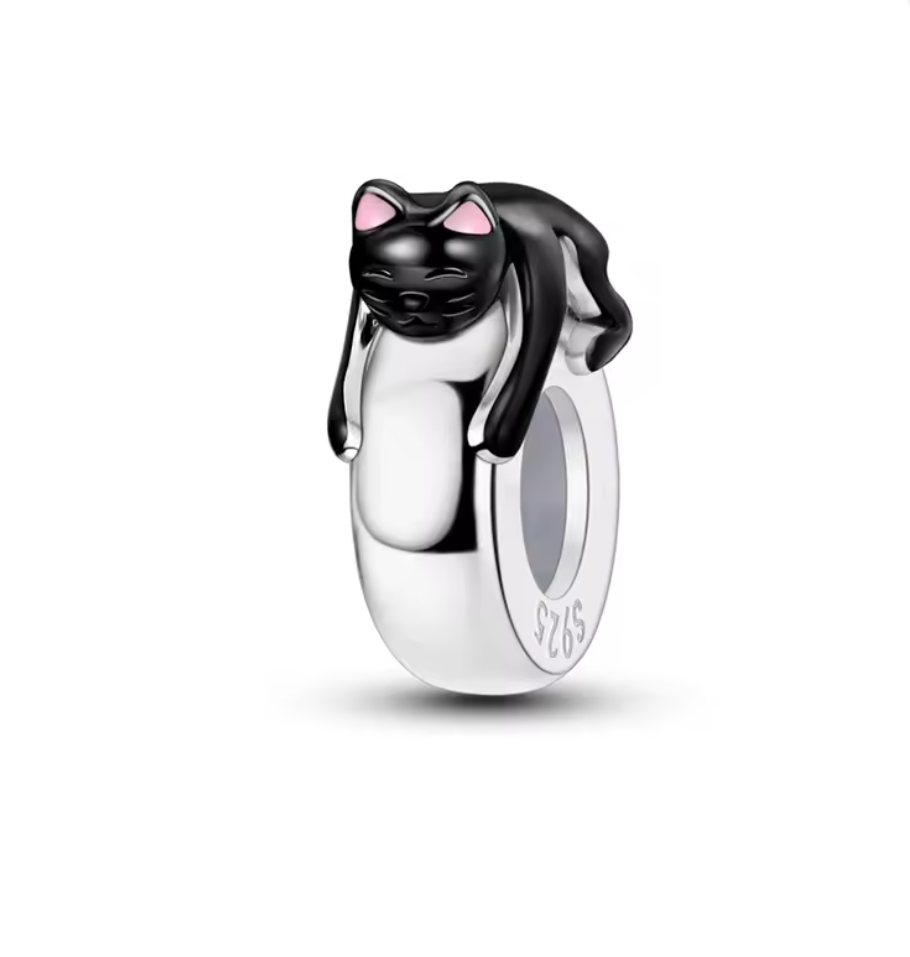 Charm Anhänger "Schlafende schwarze Katze" aus 925er Sterlingsilber – verspielter Katzen-Charm für Armbänder & Ketten