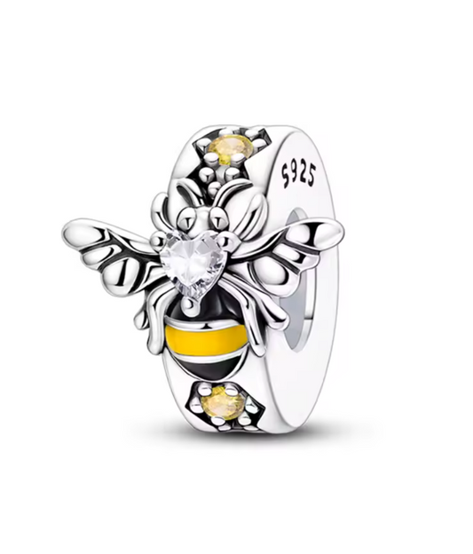 Charm Anhänger „Biene mit Herzflügeln“ – 925er Sterlingsilber & Emaille