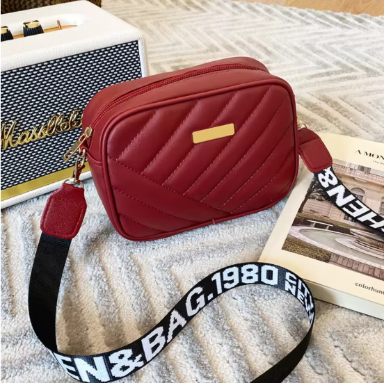 HOMEFISH Damen Umhängetasche 18x13x6 cm – PU Leder Schultertasche, kompakte Handytasche, lässige Messenger Bag, leicht & modern, 4 Farben